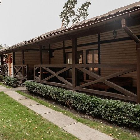 Veselyj Zajets Hotel Pirnove Exterior photo